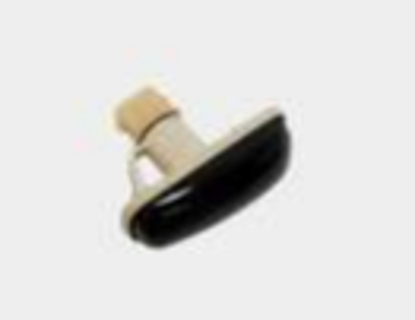 تصویر از چراغ راهنما روی گلگیر پراید - دودی - خورشید